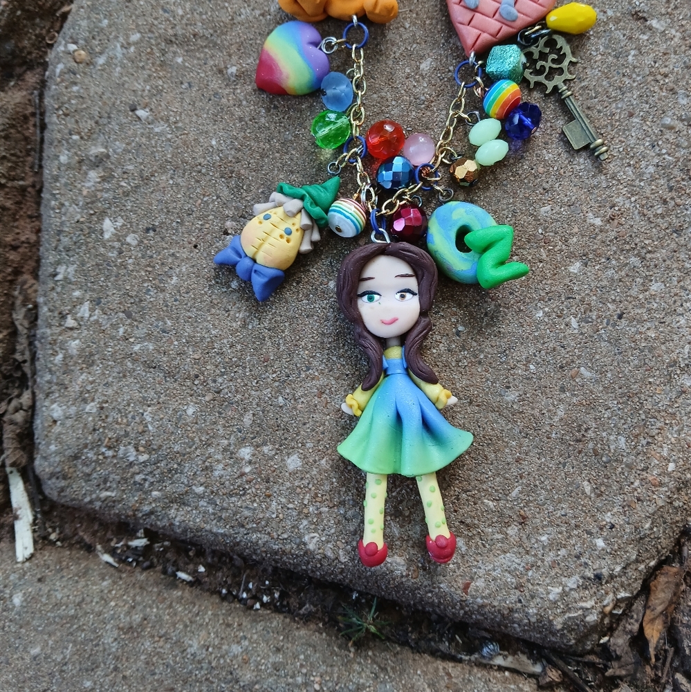 💫Colorful🌈 Wizard of Oz 🌈 Dorthy💥 Necklace - Picture 7 of 8